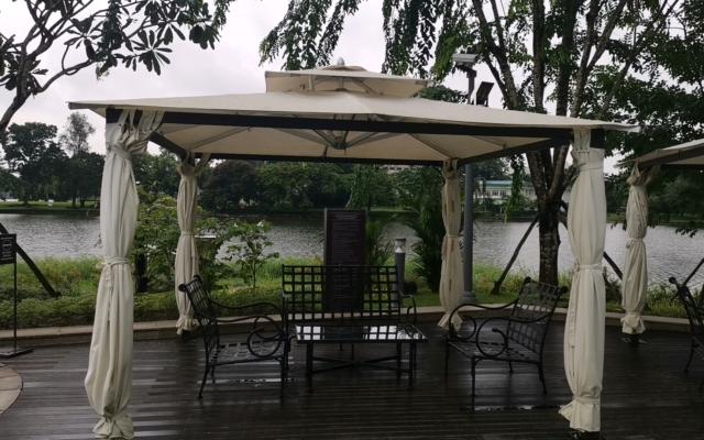 ロッテホテルヤンゴンプール風景