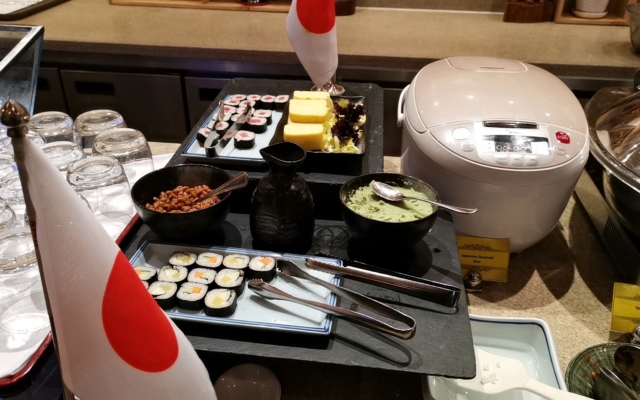 ビュッフェの日本食コーナー