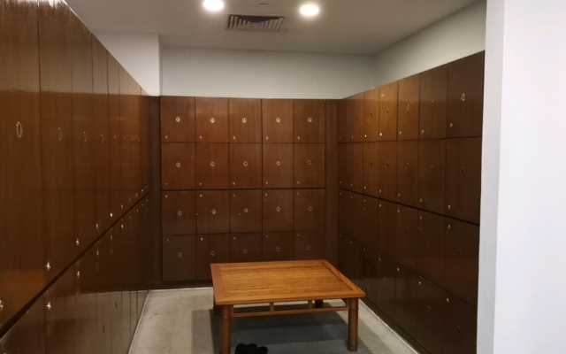 パークロイヤルヤンゴンジムロッカールーム