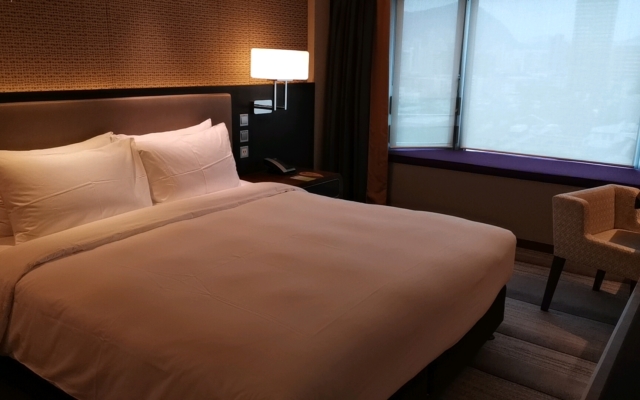 ロイヤルプラザホテルベッド