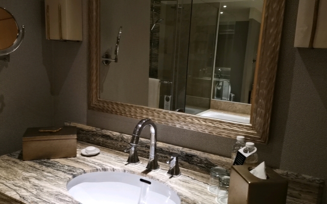 ホテルムリアスナヤン洗面台